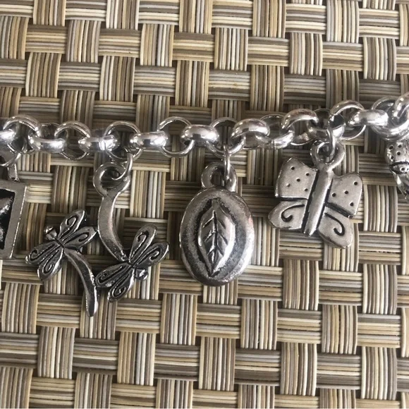 Cute Little Charm Bracelet with 7 charms including flowers , ladybug, butterfly - Picture 2 of 7